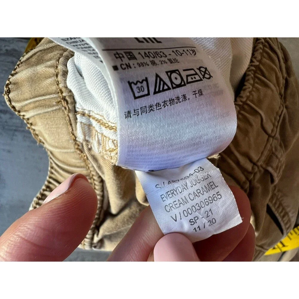 GAP Kids Boys Set Lot of 2 Khaki Drawstring Everyday Joggers Pants L 10-11 READ!